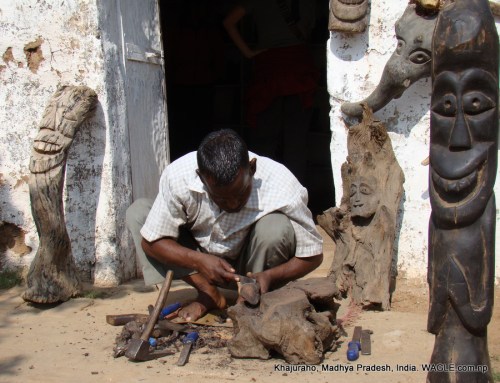 khajuraho carvings statues sculptures