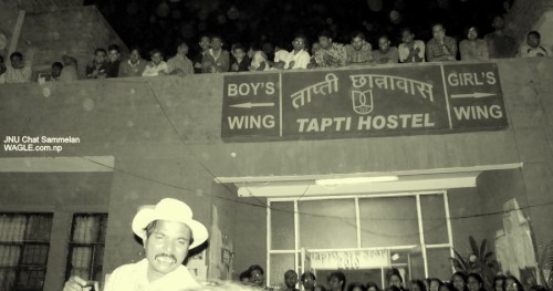 india holi jnu chat festival