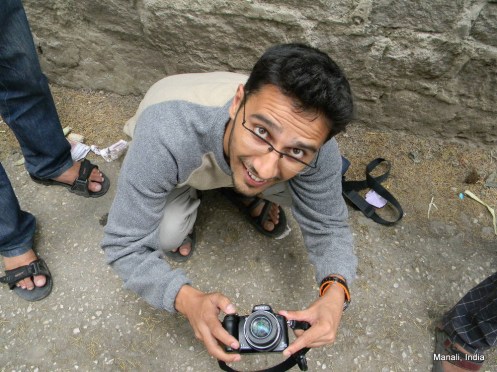 Dinesh takes photos of Gokul, Pavan, Rajesh and trees of Manali