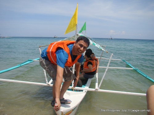 the philippines; ready to explore the sea. really