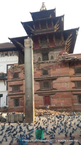Pratap Malla's column. The damaged part of the building survived the #NepalEarthquake but couldn't stand the aftershock that jolted Kathmandu the next day.